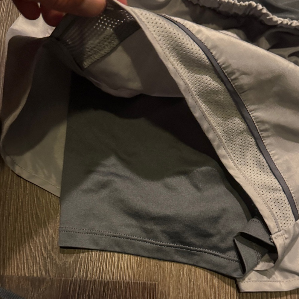 Gray Mens Reebok Athletic Shorts - Picture 2 of 4